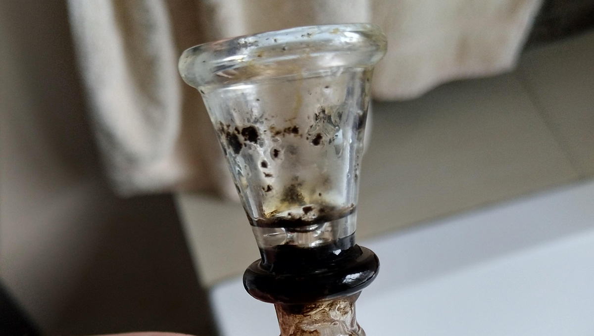 Don't let your downstem or bowl look like this, clean your bong!
