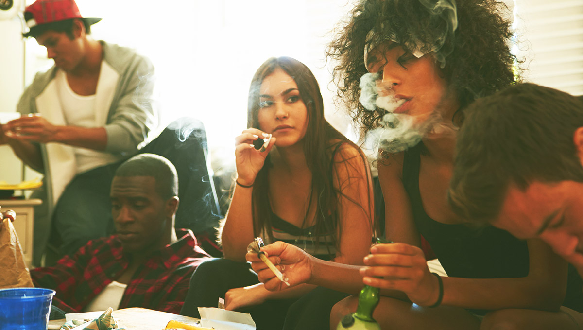 Bongs filter many of the harmful chemicals found when smoking joints.