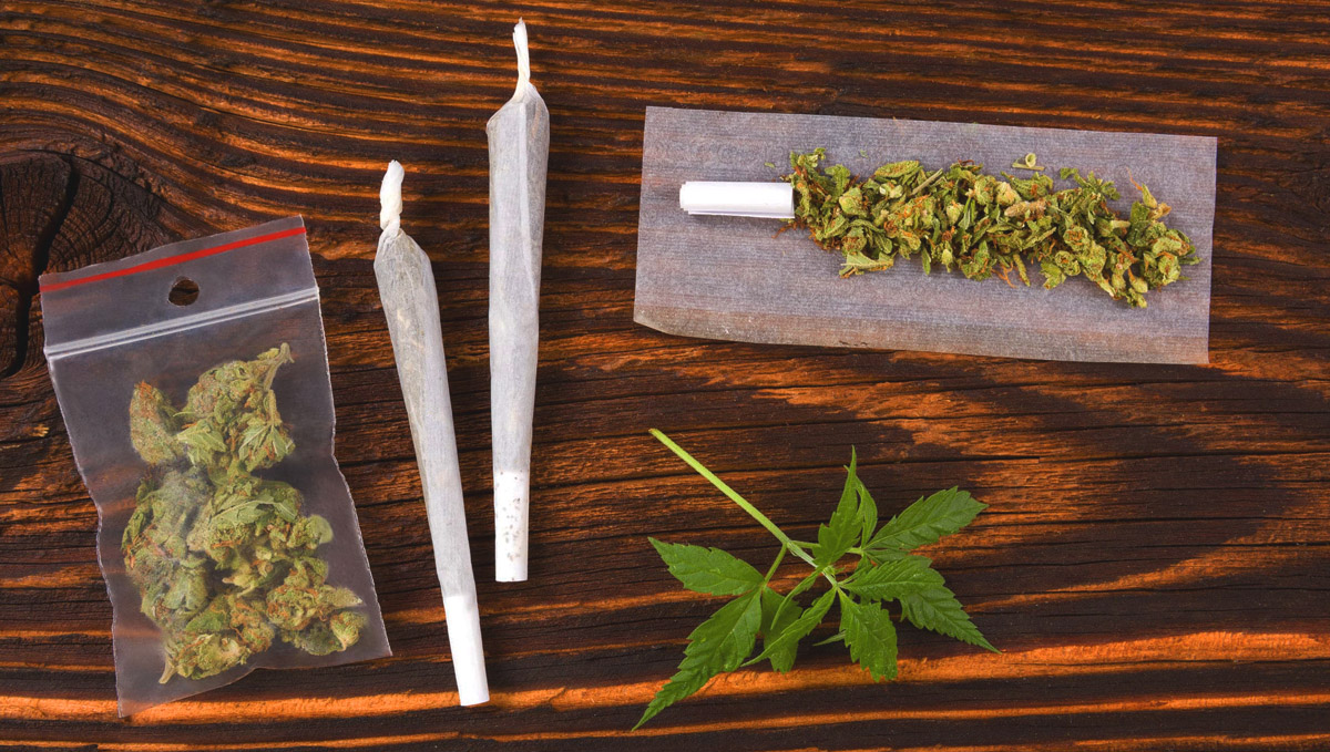 The reason behind puffy eyes is the body's reaction to THC. The reason behind puffy eyes is the body's reaction to THC.