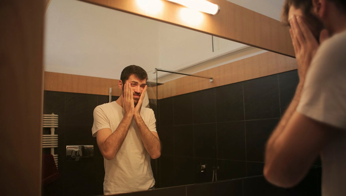 Cannabis Related Stomach Disorder On The Rise: The symptoms are divided into three different stages. Cannabis Related Stomach Disorder On The Rise: The symptoms are divided into three different stages.