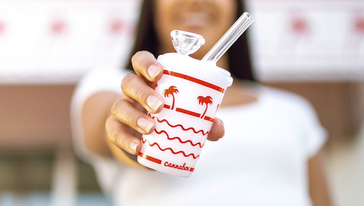 Glass bongs provide a smooth smoking experience and allow for more intricate designs than other materials Glass bongs provide a smooth smoking experience and allow for more intricate designs than other materials