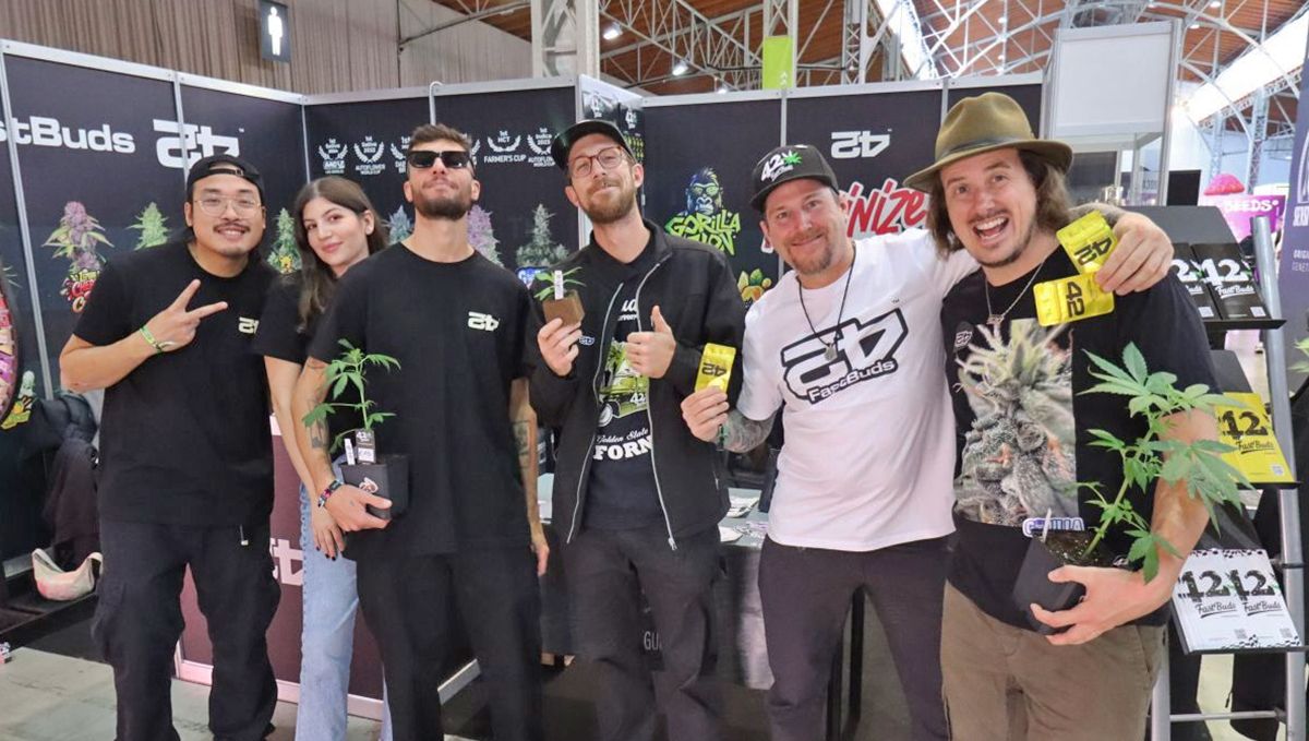 Nasz zespół na Cannafest 2024. Nasz zespół na Cannafest 2024.
