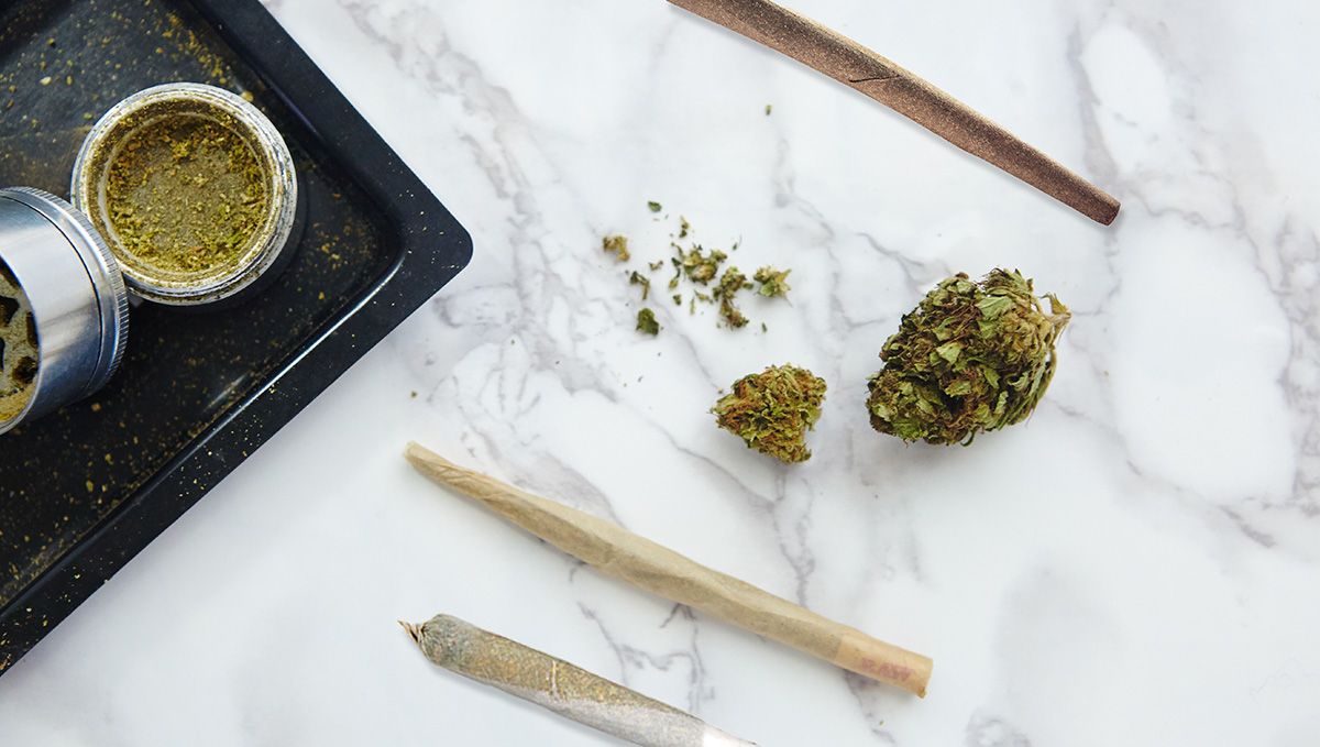 A tabletop with weed smoking paraphernalia