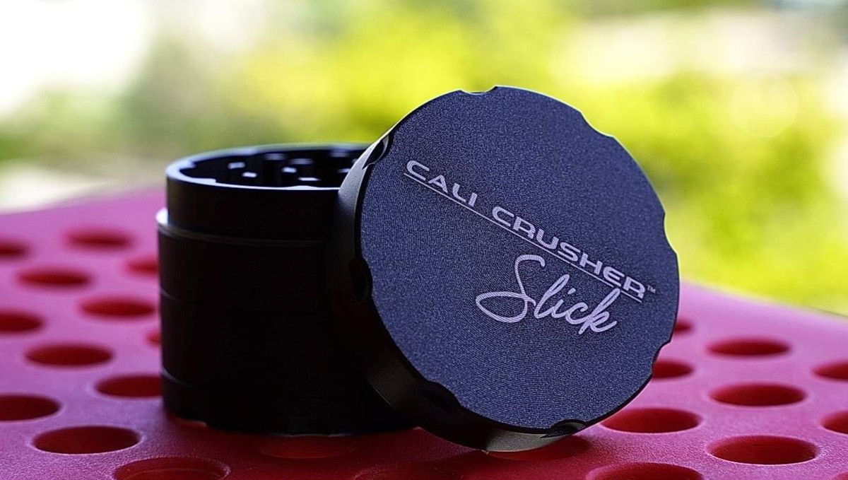 15 Best Weed Grinders to Buy in 2022: Cali Crusher OG Slick Nonstick Grinder