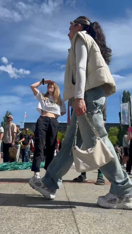 Let's go, Sebastian!